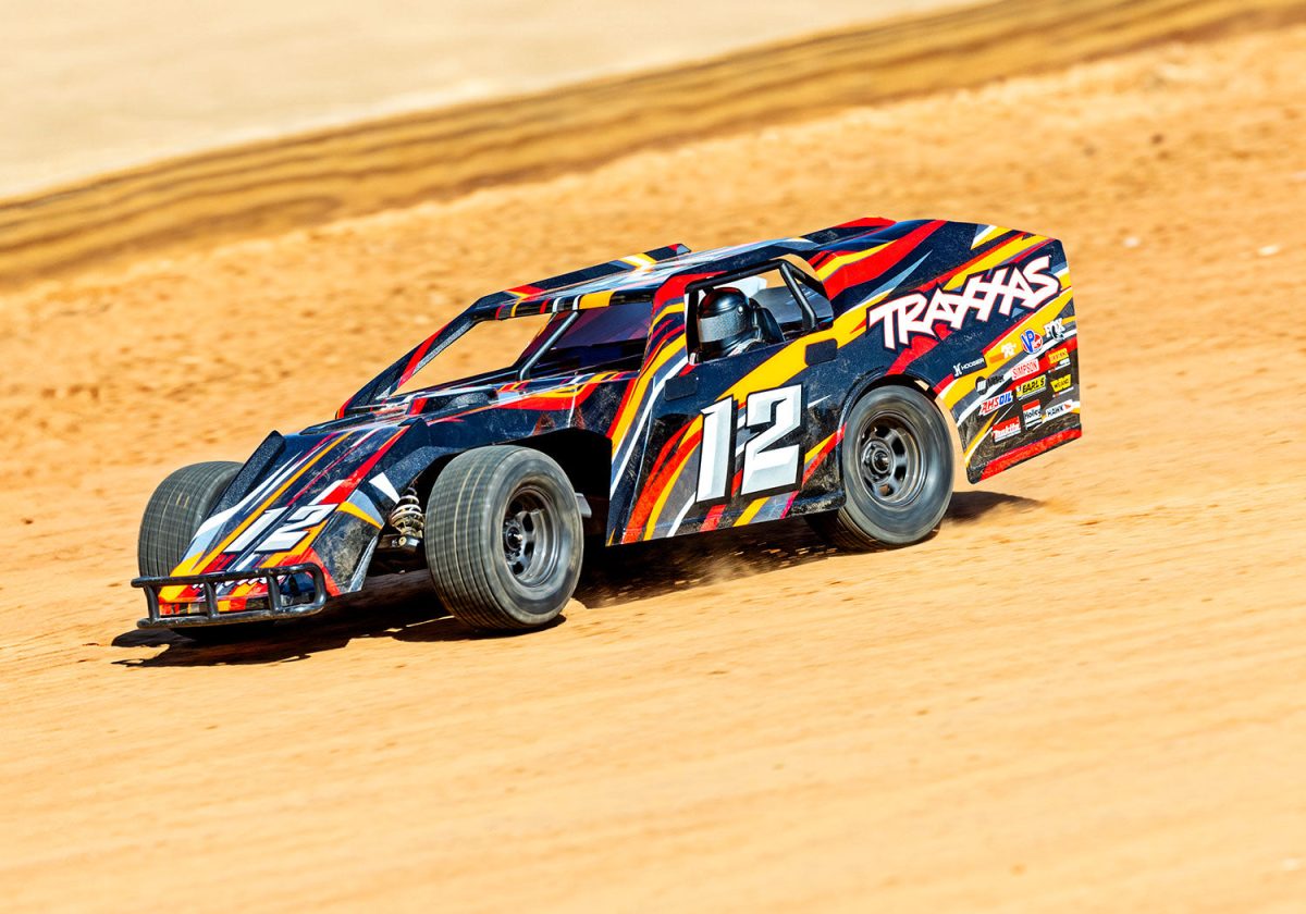 Product Image for Slash Modified Dirt Oval Racer Traxxas 104354-74