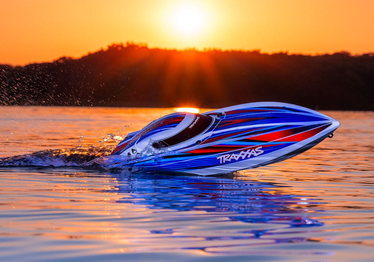 Product Image for Disruptor 4s Boat Traxxas #106064-4