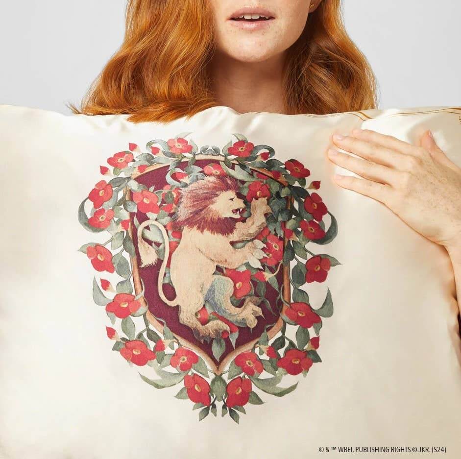 Product Image for Harry Potter x Kitsch Satin Pillowcase Standard – Gryffindor