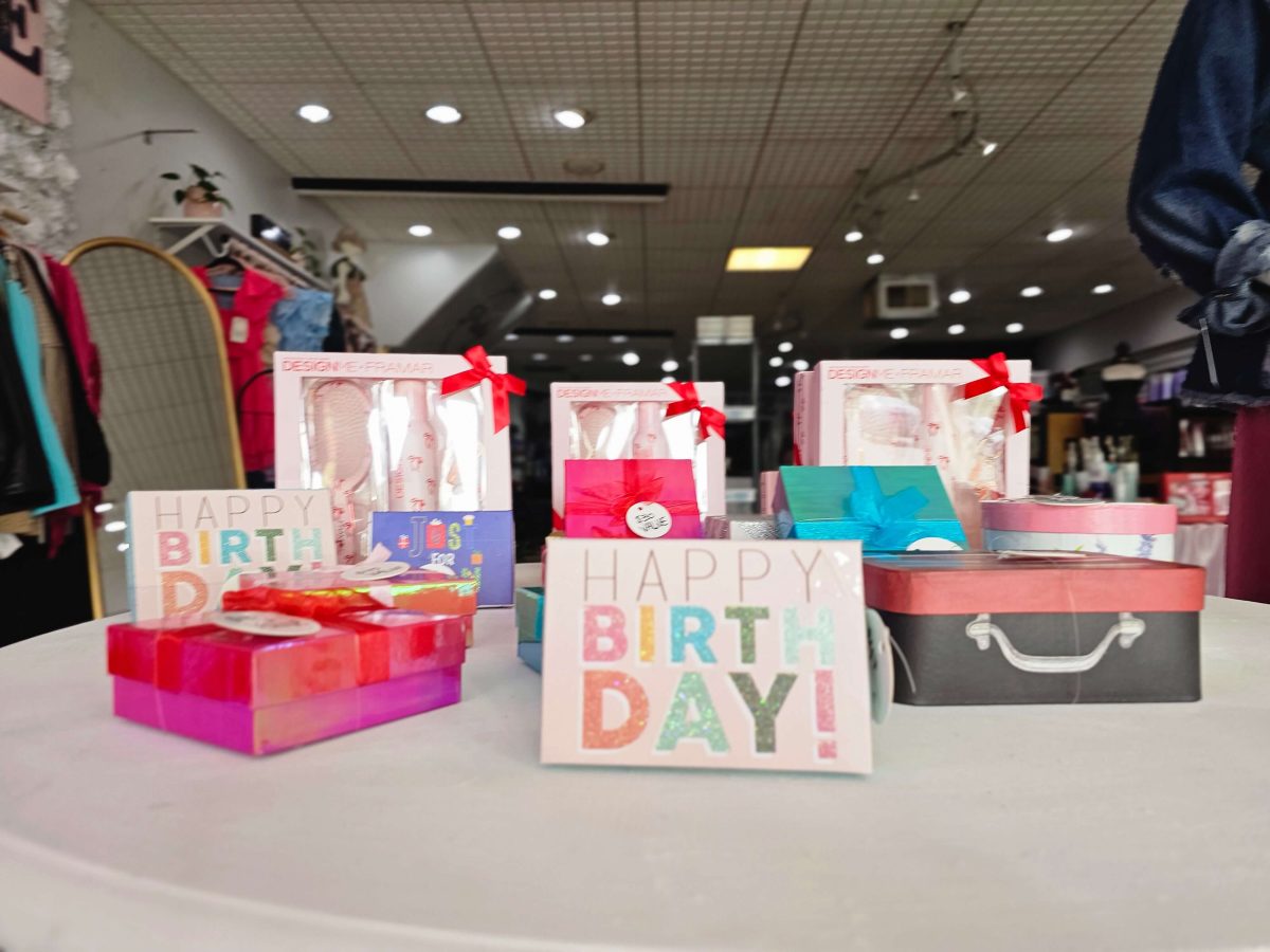 Product Image for Mystery Gifts – Hair Care and Accessories Perfect Gift Idea