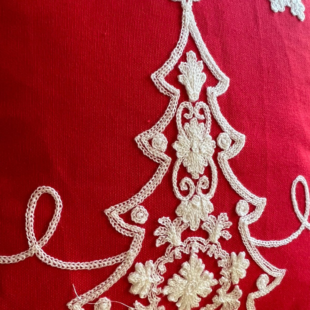 Product Image for Christmas Tree Embroidered Pillow Cover