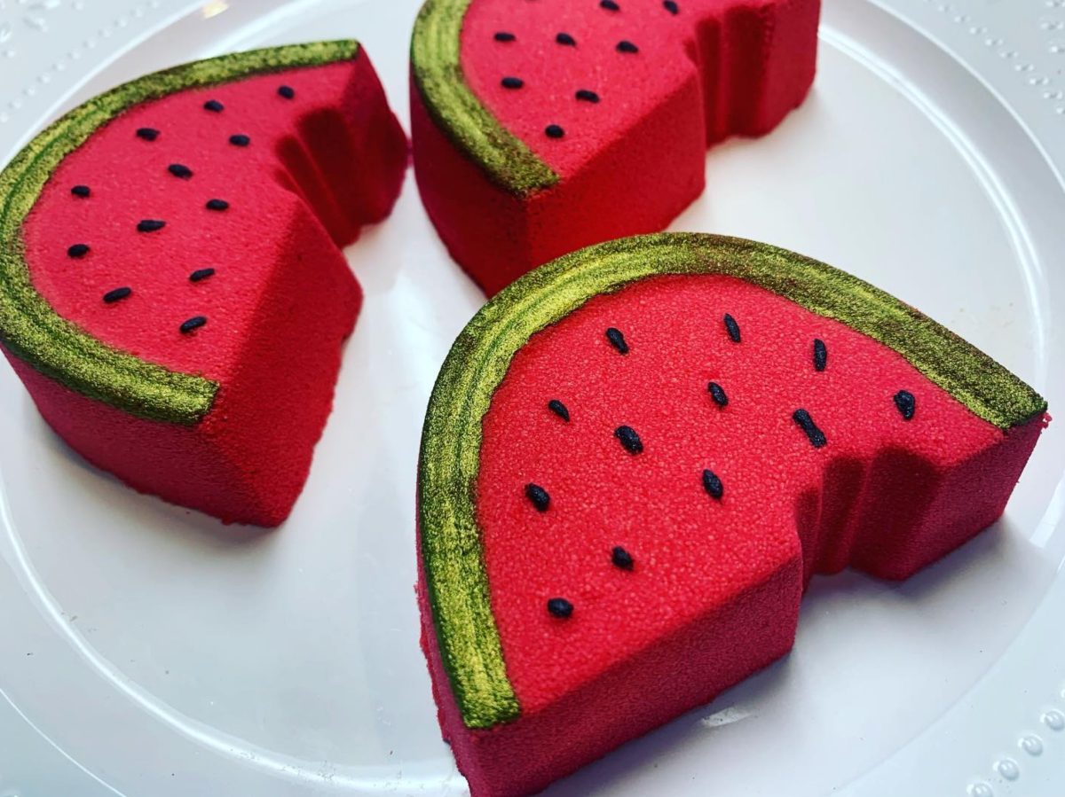 Product Image for Watermelon Bath Bomb