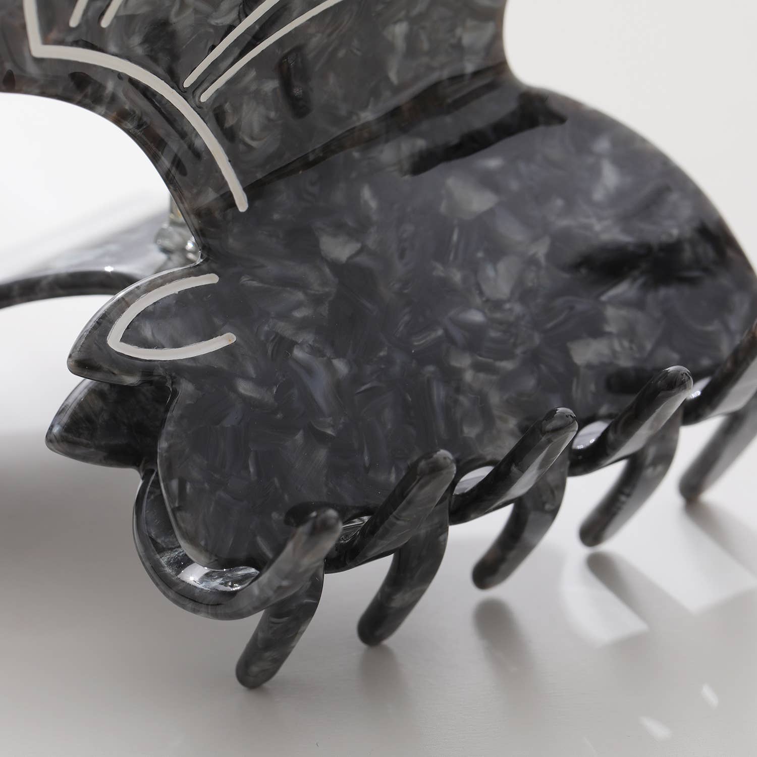 Product Image for Vampire Bat Claw Clip – Large