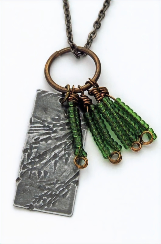 Product Image for Christmas Pine Necklace